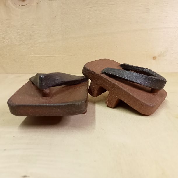 geta in ceramica, in gres bicolore