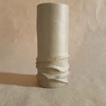 Vaso per fiori da appendere in gres color sabbia